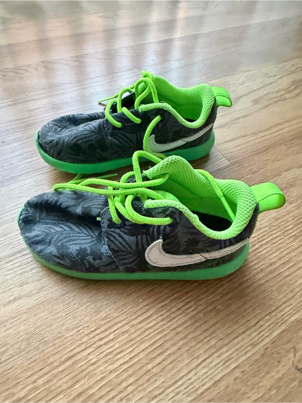Nike Kids Black and Neon Green Slip-On Sneakers - Picture 2 of 6